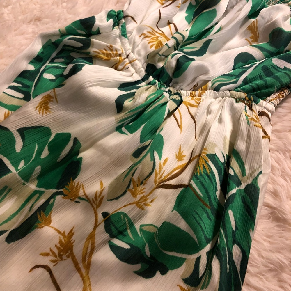 Dress - Picture 3 of 8